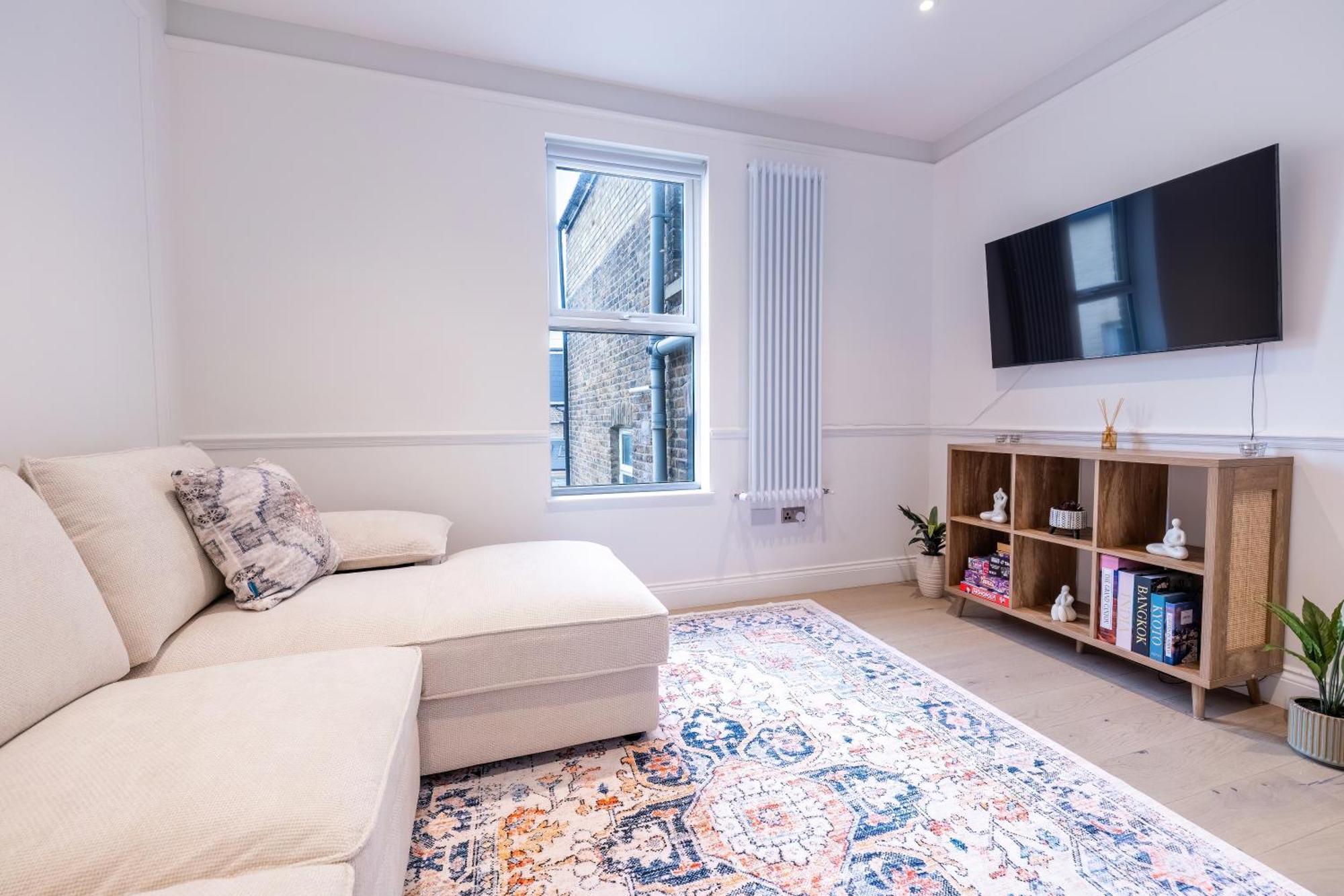 The Stanley Apartment เทดดิงตัน ภายนอก รูปภาพ