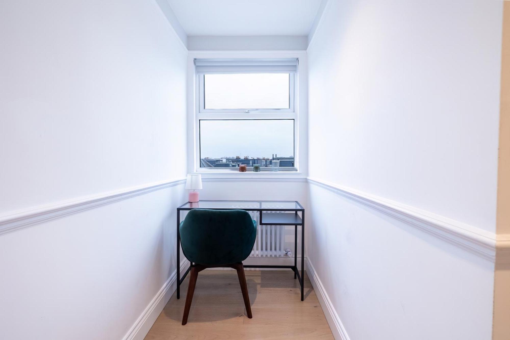 The Stanley Apartment เทดดิงตัน ภายนอก รูปภาพ